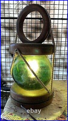 Beautiful Vintage Wood & Green Glass Ekectric Table Lamp Light