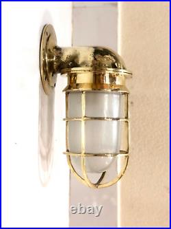 Maritime Vintage Solid Brass Wall/Swan Passageway Bulkhead Ship Light Fixture
