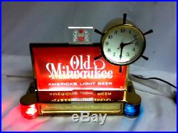 Old Milwaukee beer sign nautical chime clock lighted back bar vintage light 1962