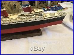 VINTAGE IDEAL SS UNITED STATES LIGHTED SHIP MODEL Pre Owned