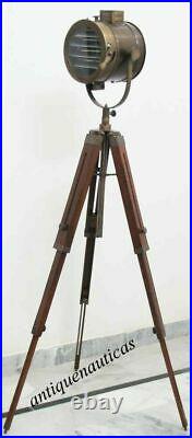 Vintage Industrial Style Movie Spot Light Floor Standing Tripod Lamp Collectible
