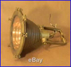 Vintage Lg Marine Nautical Deck Cargo Brass/copper Ship Flood Spot Light Fixture