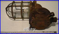 Vintage PAULHAM Marine Wall Mount Brass Passage Light / Lamp Made in USA (A)