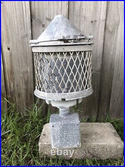 Vintage Road/bride Light Red Glass Nautical Light (untested)